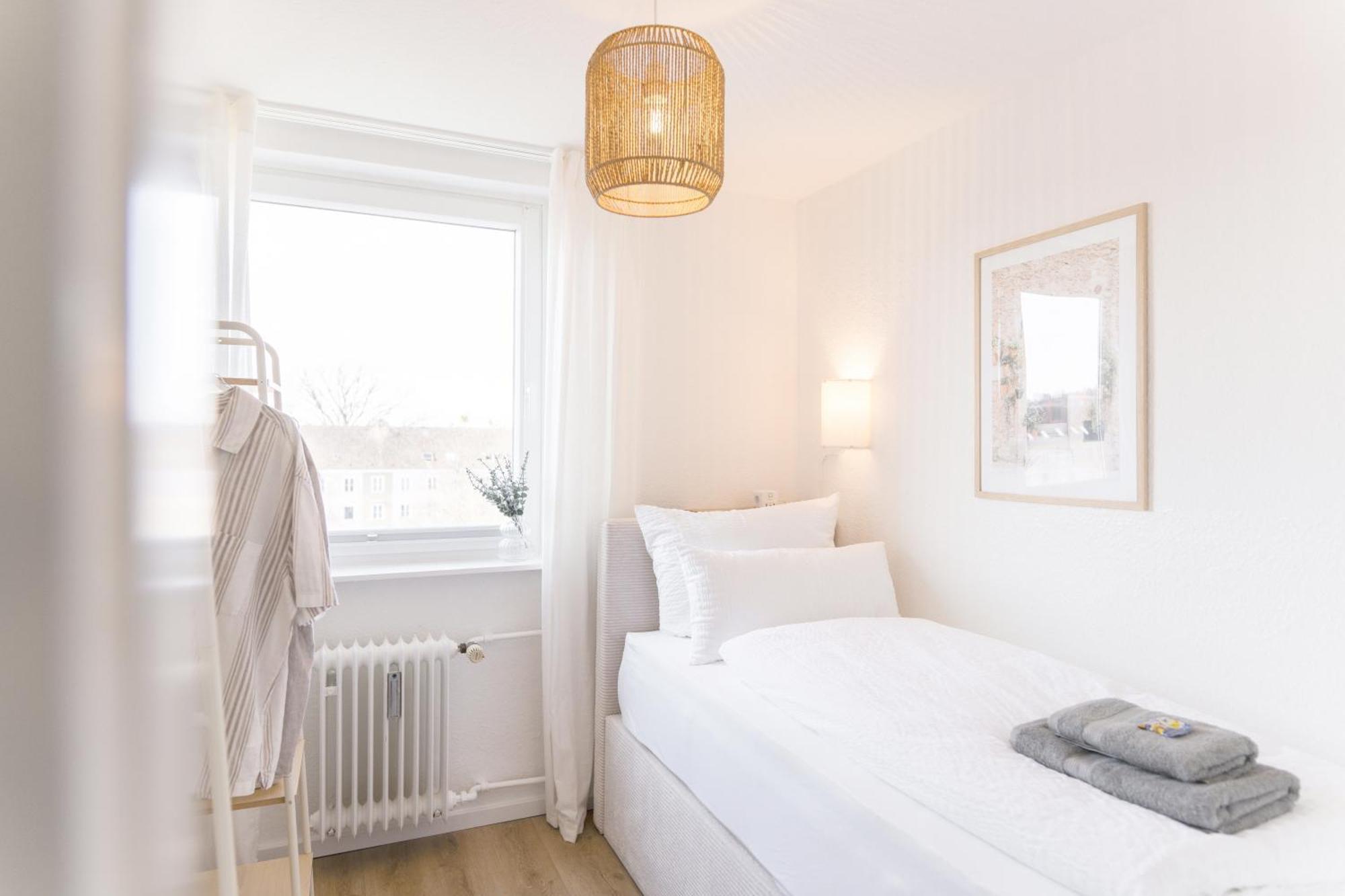 Wolfsburg Innenstadt - Happyhome - Direkt In Der Porschestrasse, 5 Personen & Kind, 3 Zimmer Екстериор снимка