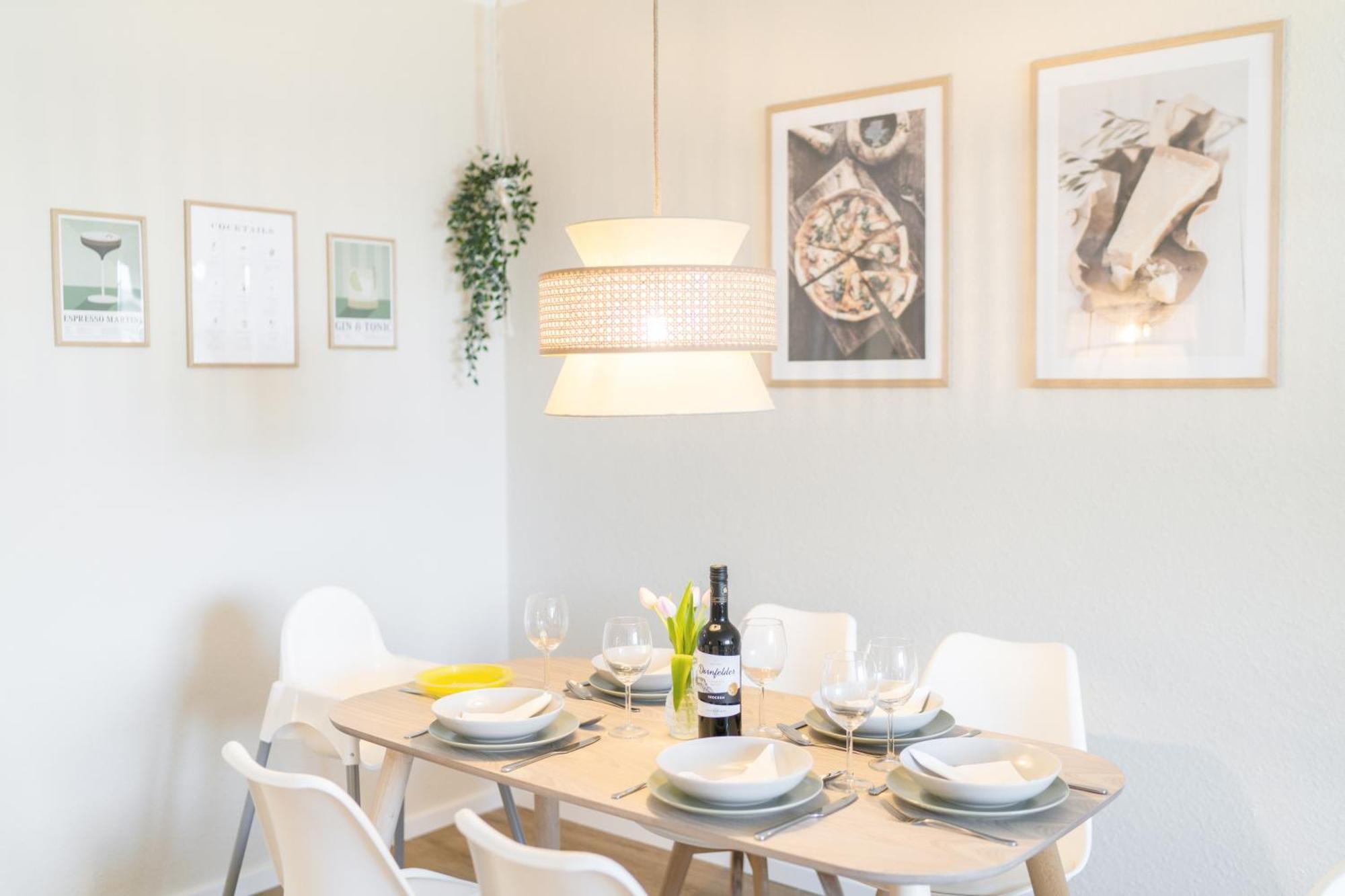 Wolfsburg Innenstadt - Happyhome - Direkt In Der Porschestrasse, 5 Personen & Kind, 3 Zimmer Екстериор снимка