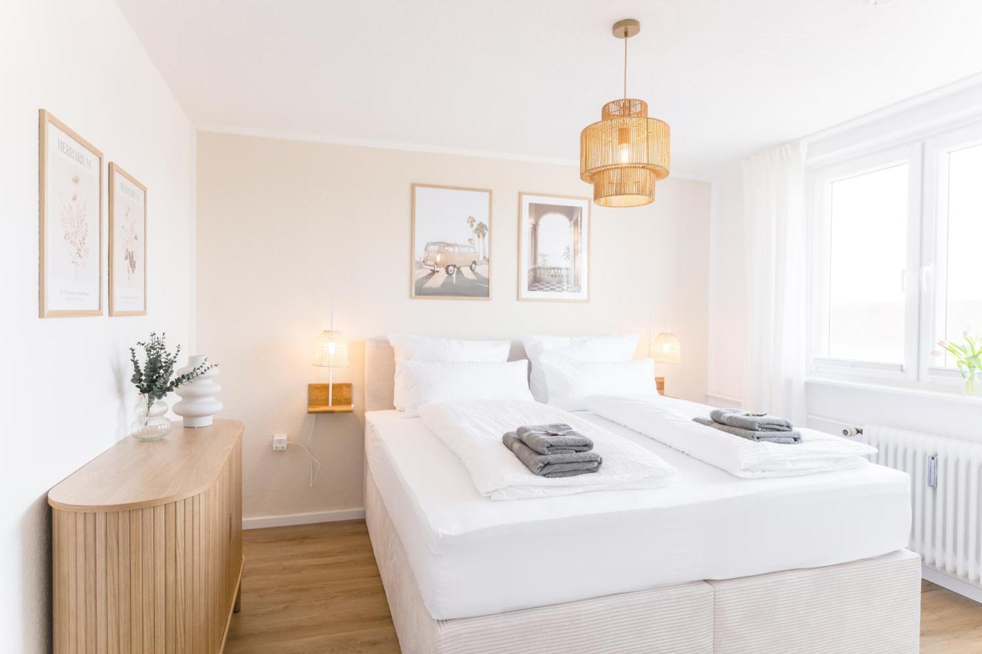 Wolfsburg Innenstadt - Happyhome - Direkt In Der Porschestrasse, 5 Personen & Kind, 3 Zimmer Екстериор снимка