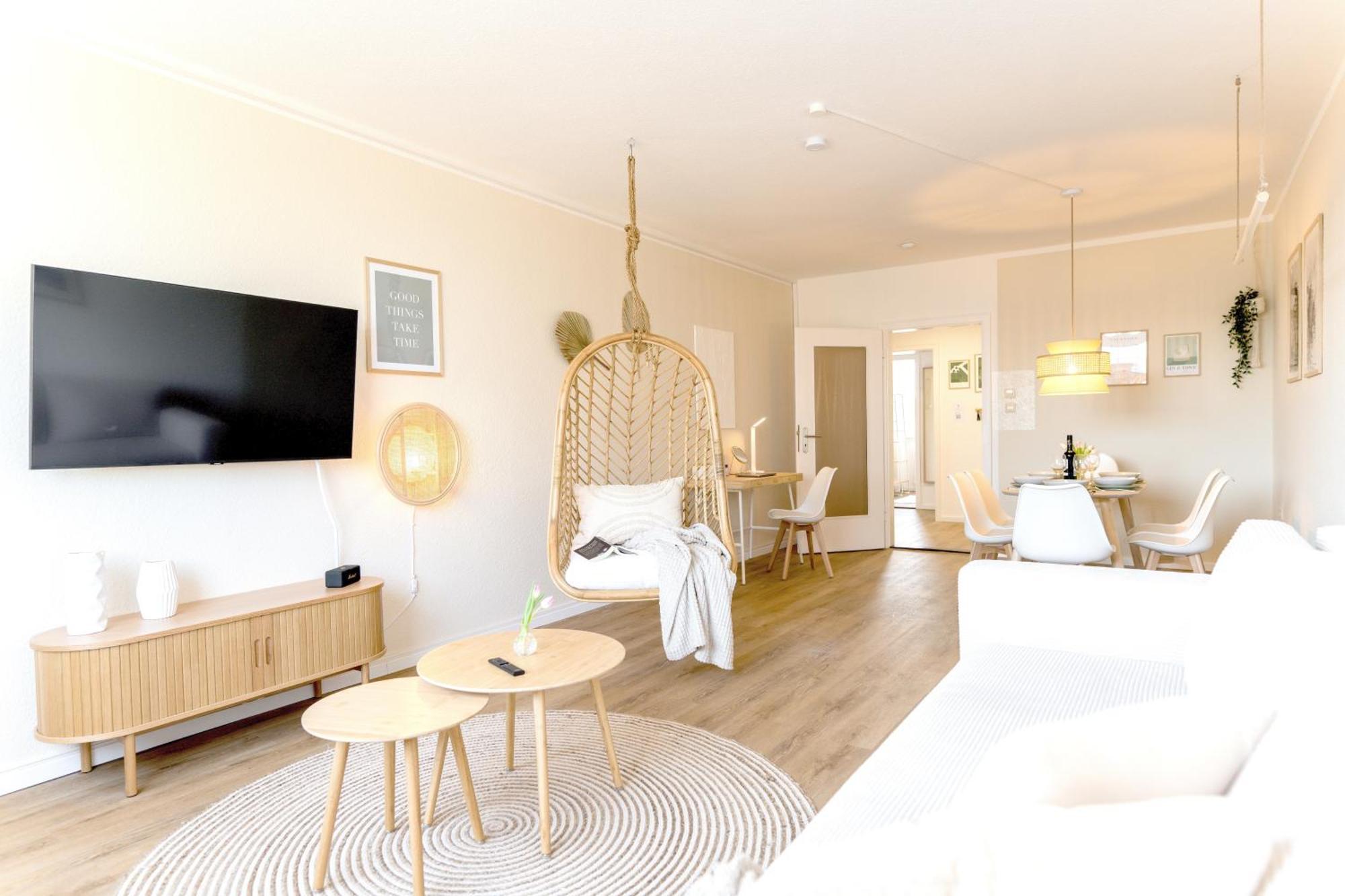 Wolfsburg Innenstadt - Happyhome - Direkt In Der Porschestrasse, 5 Personen & Kind, 3 Zimmer Екстериор снимка