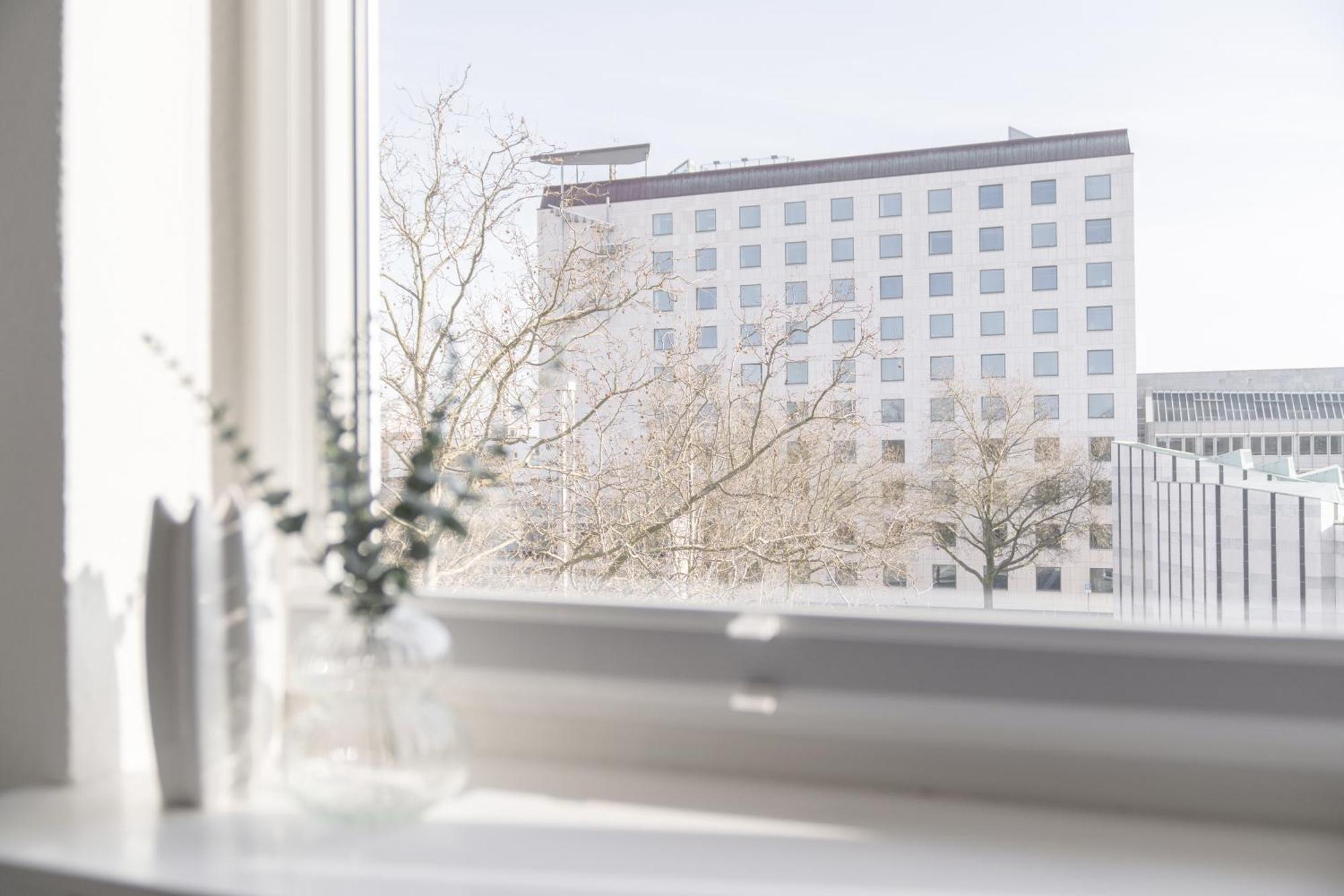 Wolfsburg Innenstadt - Happyhome - Direkt In Der Porschestrasse, 5 Personen & Kind, 3 Zimmer Екстериор снимка