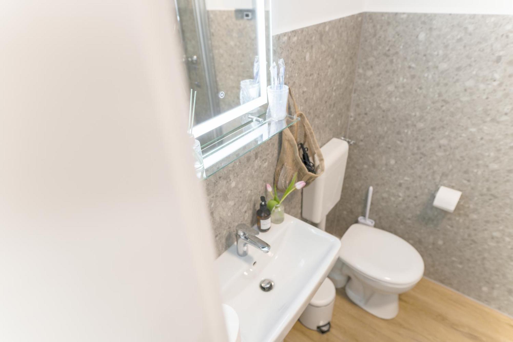 Wolfsburg Innenstadt - Happyhome - Direkt In Der Porschestrasse, 5 Personen & Kind, 3 Zimmer Екстериор снимка