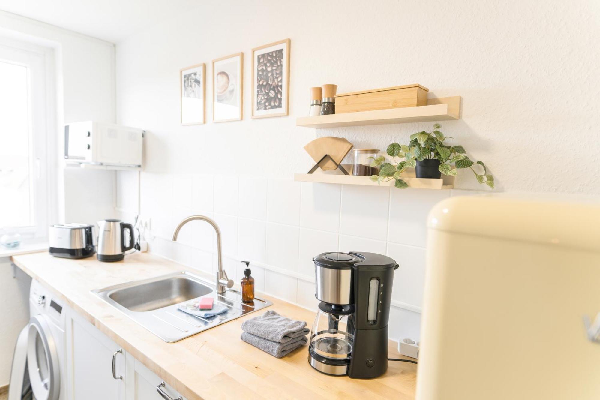Wolfsburg Innenstadt - Happyhome - Direkt In Der Porschestrasse, 5 Personen & Kind, 3 Zimmer Екстериор снимка